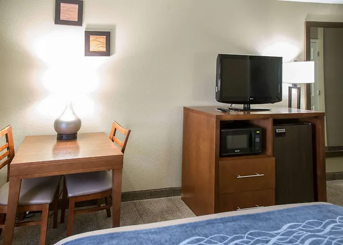 Comfort Near Six Flags