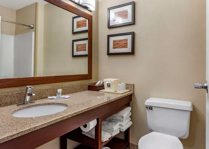 Comfort Near Six Flags