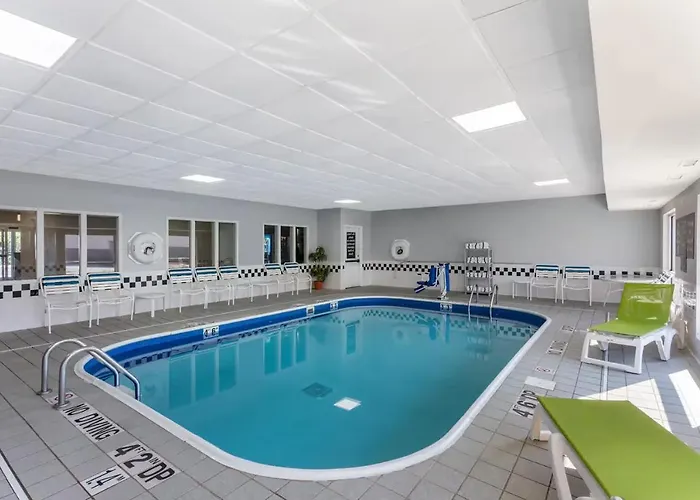 Comfort Near Six Flags 4*