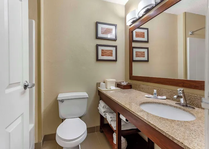 Comfort Near Six Flags