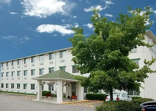 Inn Comfort Near Six Flags 4*